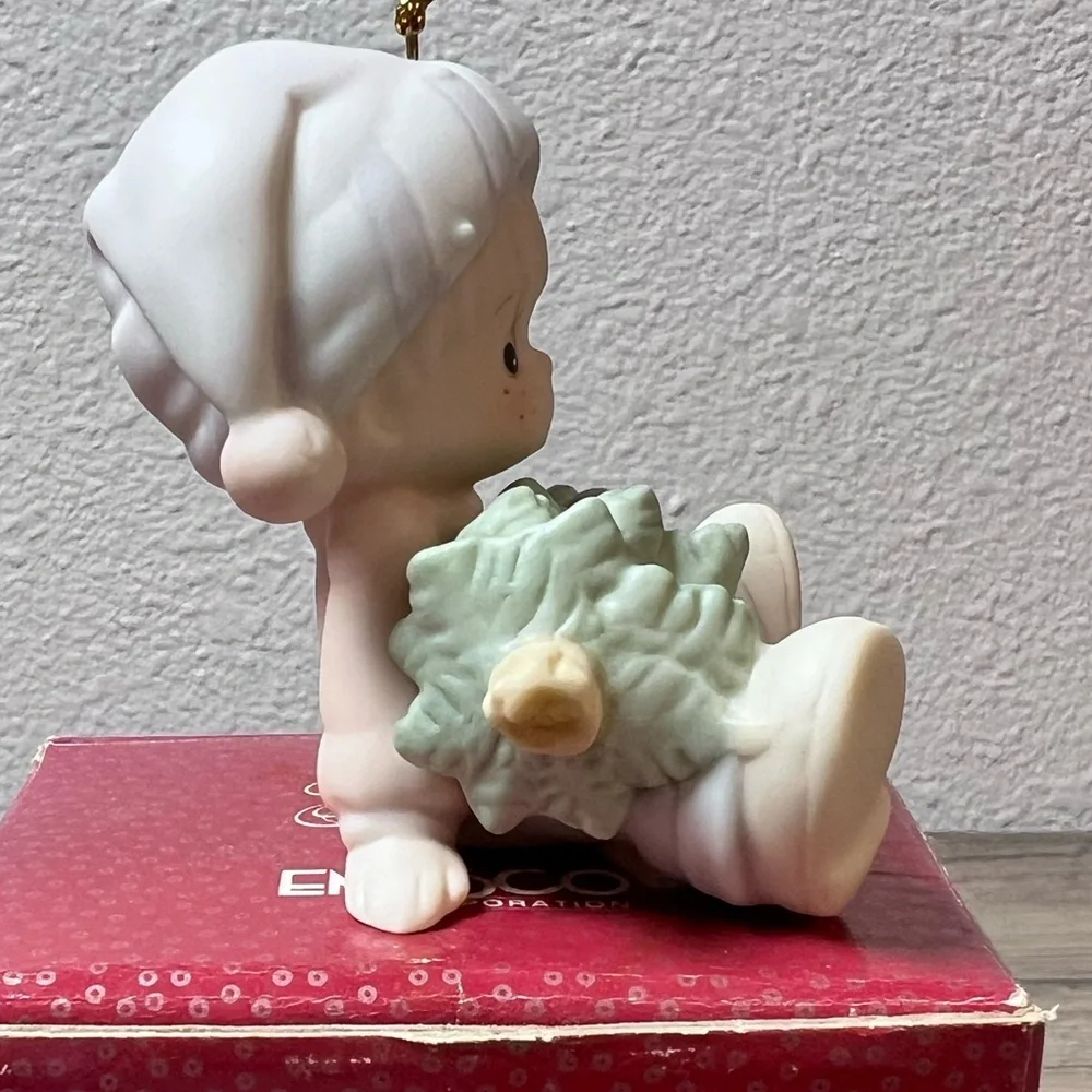 Precious Moments Vintage Don’t Let The Holidays Get You Down Christmas Ornament